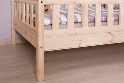 Massives Hausbett Lou mit Schublade