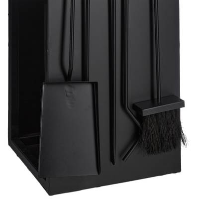 Schwarzes Kaminholzregal mit Besteck