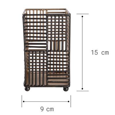 Plan & Dimensions