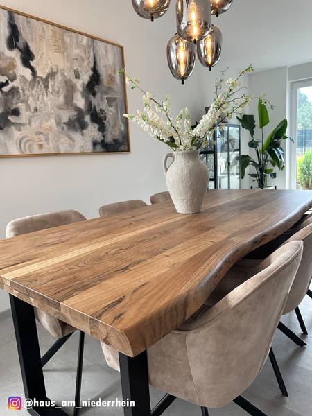 Massiver Baumkanten-Esstisch KAPRA Akazie Braun - 220 x 100 cm - Schwarz - U-Form - Tischplattenstärke: 5 cm