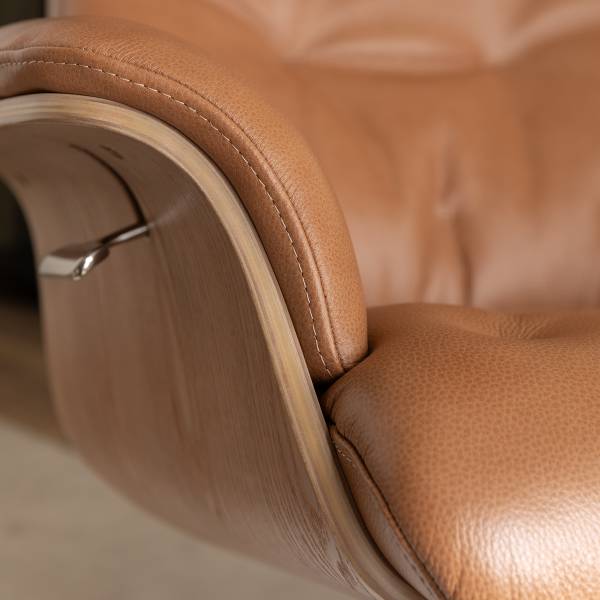 Relaxsessel HARRIGA Leder / Eisen - Hellbraun / Schwarz - Echtleder Ulicia: Cognac