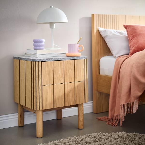 Furnierte Nachtkommode Rimma Terazzo / Eiche