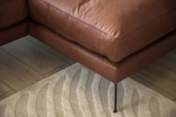 Ecksofa NORLICK Echtleder Arelia: Muskat - Longchair davorstehend rechts