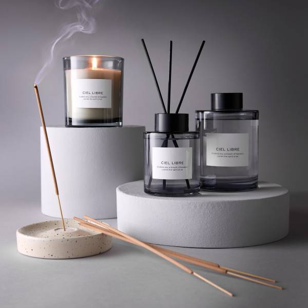 Geurkaars PURE POETRY Ciel Libre glas/sojawas/paraffine - donkergrijs