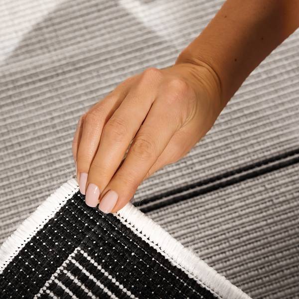 Tappeto da esterno Duet A Polipropilene - Nero / Bianco - 160 x 230 cm