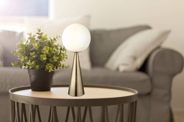 Lampada da tavolo Pinpal Vetro opalino / Ferro - 1 punti luce - Ottone