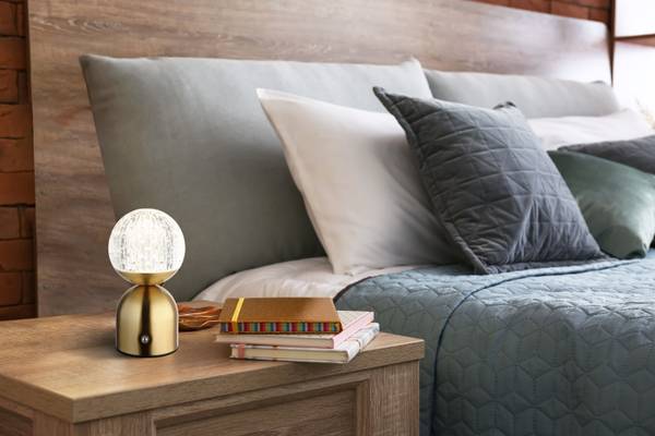 Lampada da tavolo LED Julsy Vetro acrilico / Ferro - 1 punti luce - Ottone