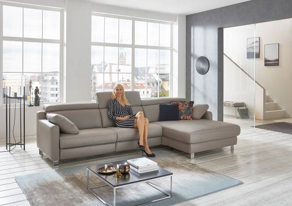 Ecksofa SC Plus mit opt. Relaxfunktion Longchair davorstehend rechts - Kopfstütze verstellbar - Relaxfunktion