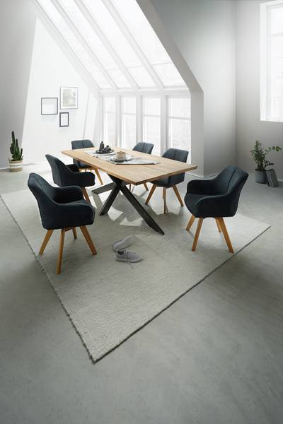 Esstisch BUSARA mit Massivholzplatte Eiche massiv / Stahl