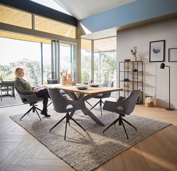 Esstisch BUSARA mit Massivholzplatte Eiche massiv / Stahl