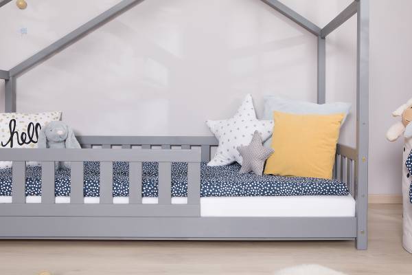Massives Hausbett Lou Kiefer Grau - 90 x 200cm - Mit Lattenrost