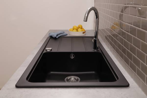 Granitspüle Austin 100 x 50 cm Schwarz