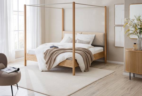 Letto a baldacchino NOLBY Color bianco crema