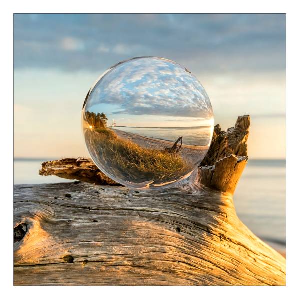Glazen afbeelding Drop on Wood transparant glas - blauw/bruin - 30 x 30 cm