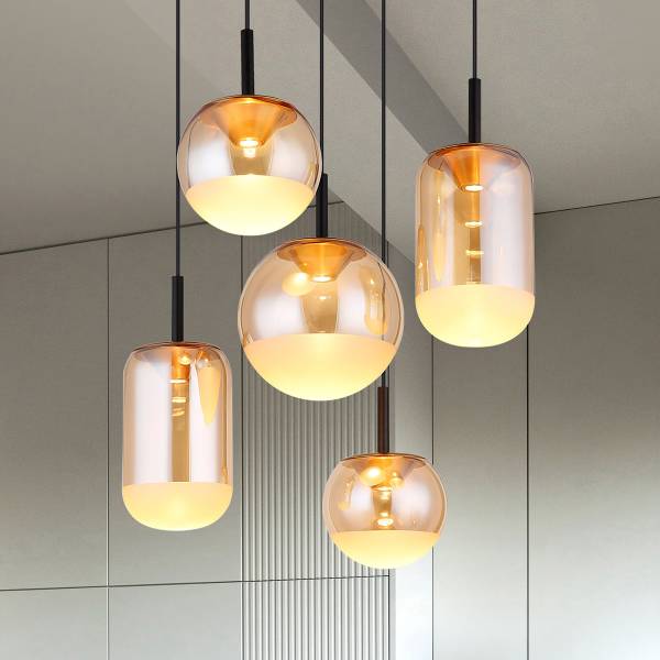 LED-Pendelleuchte Severin Rund Eisen / Farbglas - Schwarz / Bernstein - Flammenanzahl: 5