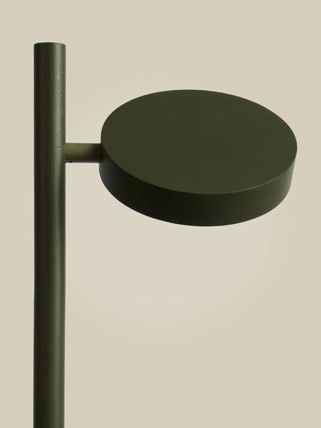 LED-Stehleuchte Okinawa Kunststoff / Esche massiv - Grün - Flammenanzahl: 1