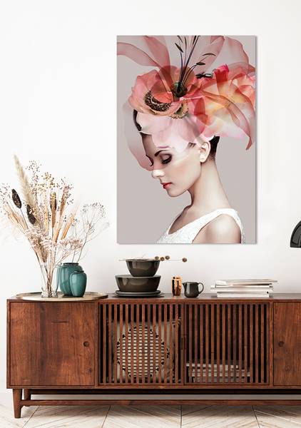 Glasbild Schönheit mit Fantasiehut Sicherheitsglas - Beige / Pink / Rosa