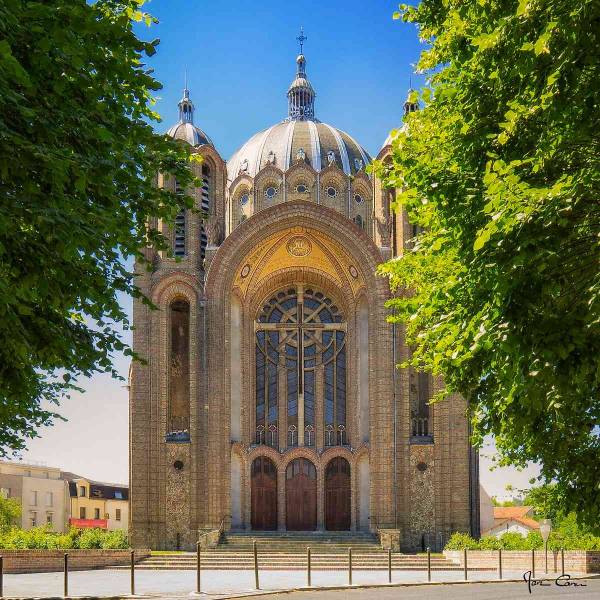 Tableau mural basilique Sainte-Clotilde Acacia - 65 x 65 x 3 cm