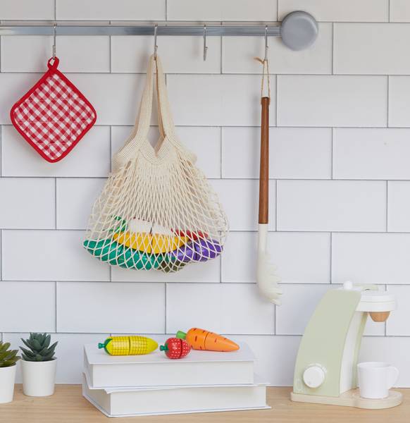 Fruitset légumes avec filet à provisions Vert - En partie en bois massif - 6 x 27 x 32 cm