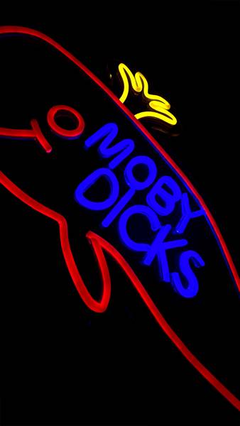 LED Neon Schild Moby Dicks Kunststoff - 34 x 70 x 2 cm