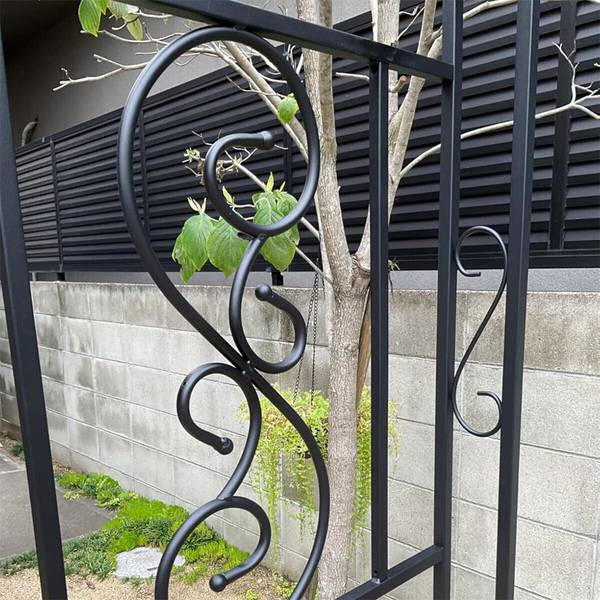 Arche à rosiers Techne Noir - Métal - 59 x 215 x 134 cm