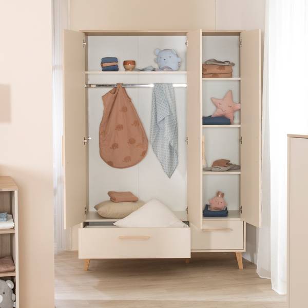 Kleiderschrank 3 türig Jil Beige - Holzwerkstoff - Massivholz - 138 x 200 x 55 cm