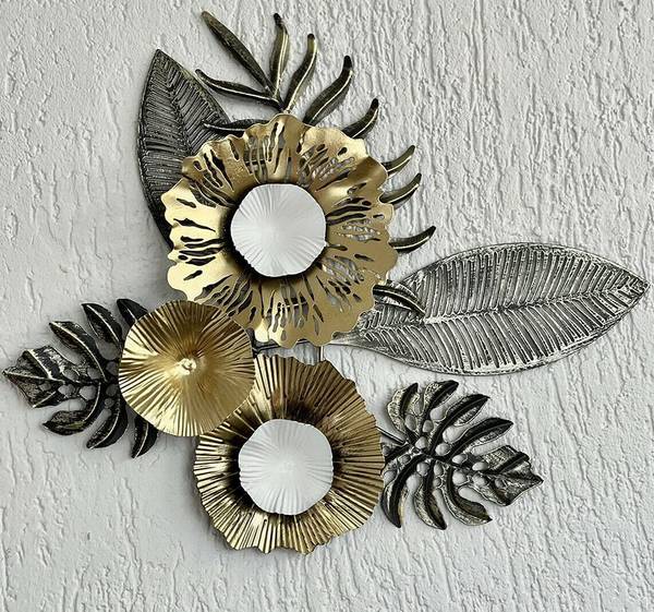 Wandrelief Blumen Schwarz - Gold - Weiß - Metall - 61 x 58 x 7 cm