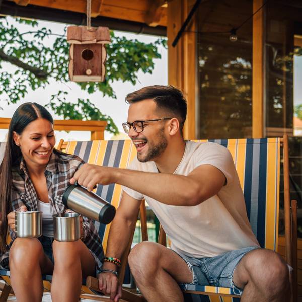 Decoratie vogelhuisje hout bruin - plaatmateriaal op houtbasis - 12 x 17 x 10 cm