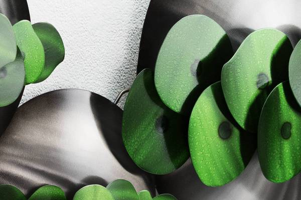 Sculpture murale Disques Mavro Beige - Vert - Métal - 142 x 59 x 11 cm