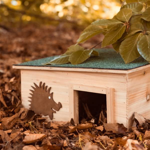 Igelhaus mit Labyrintheingang Braun - Holzwerkstoff - 37 x 18 x 37 cm