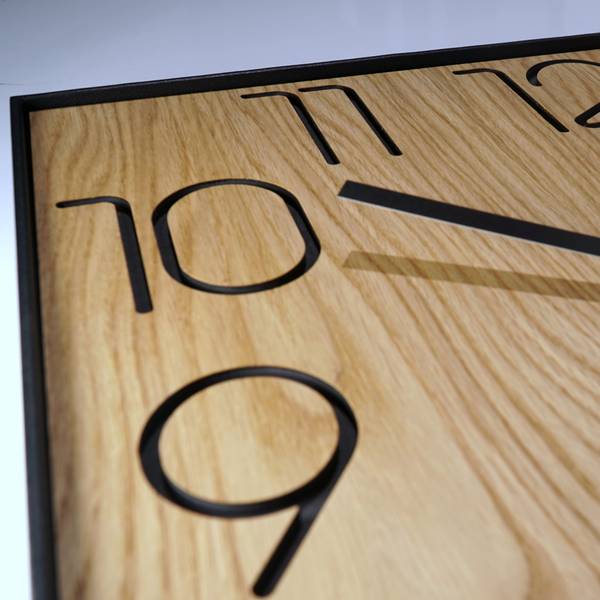 Wanduhr HOLZSQUADRAT 30 x 30 cm