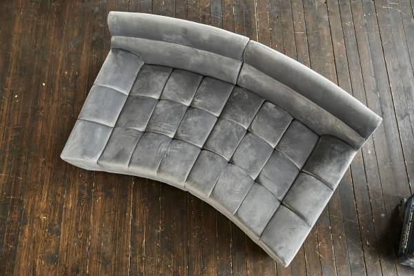 Big Sofa NERLA Grau - Webstoff - Samt - 260 x 78 x 165 cm