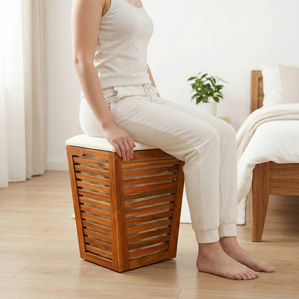 Wäschekorb aus Akazienholz mit Sitz Braun - Weiß - Holzwerkstoff - Textil - 40 x 56 x 40 cm