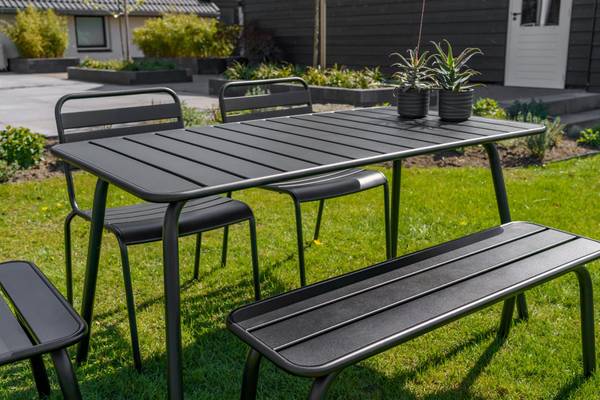 Gartentisch Max Schwarz