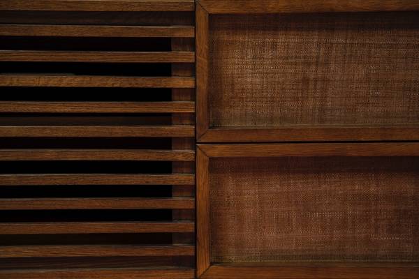TV-Schrank Jake Braun - Holz teilmassiv - 47 x 50 x 180 cm