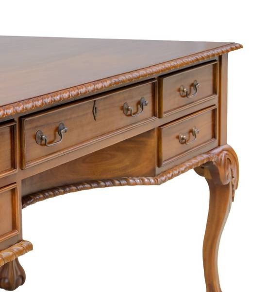 Schreibtisch CHIPENDALE I Braun - Holz teilmassiv - 160 x 79 x 80 cm