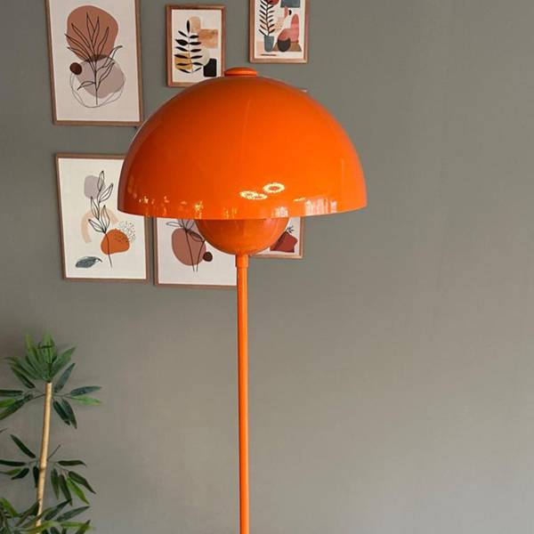 Stehlampe Umbra Orange