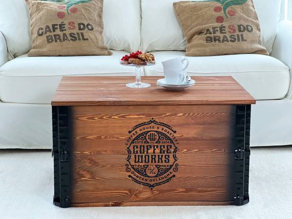 Truhe "Coffee Works" massiv Holz Vintage Braun - Eisen - 80 x 44 x 55 cm