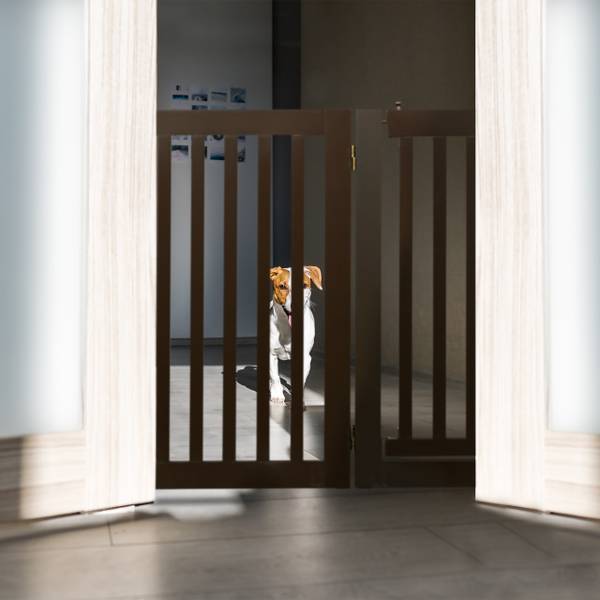 Braunes Absperrgitter mit Tür 4-teilig Braun - Holzwerkstoff - 207 x 70 x 30 cm