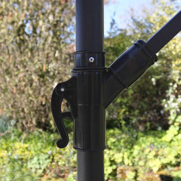 Freitragender Sonnenschirm Schwarz - Metall - 300 x 30 x 300 cm