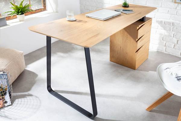 Schreibtisch STUDIO Braun - Holzwerkstoff - Massivholz - 160 x 77 x 49 cm