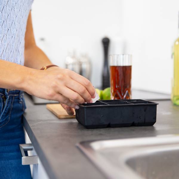 2x Siliconen ijsblokjesvorm 3,5 cm zwart - silicone - 20 x 4 x 13 cm