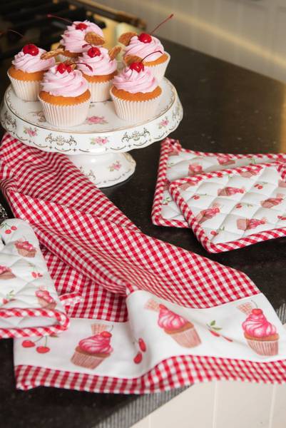 Geschirrtuch Cupcakes HIGH TEA PARTY Rot - Textil - 70 x 70 x 50 cm
