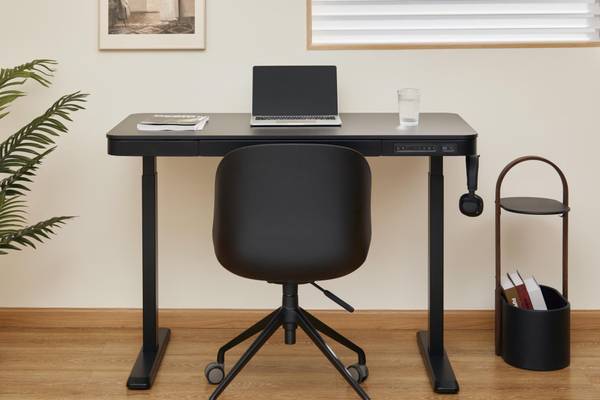 Schreibtisch LUMS08-22D-SWBLACK_A Schwarz - Holz teilmassiv - 118 x 120 x 60 cm