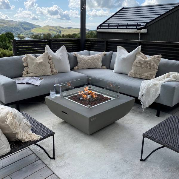 Westport Gasfeuertisch aus Beton Grau - Naturfaser - 86 x 36 x 86 cm