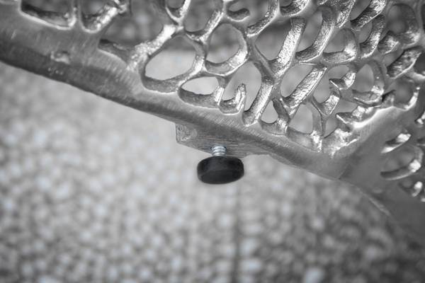 Couchtisch LEAF Silber - Metall - 80 x 41 x 80 cm