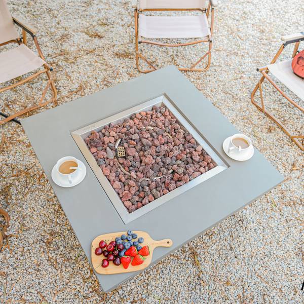 Westport Gasfeuertisch aus Beton Grau - Naturfaser - 86 x 36 x 86 cm