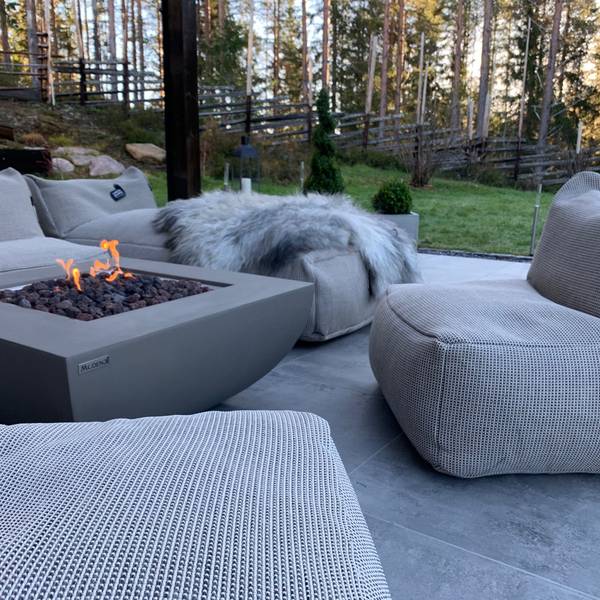 Westport Gasfeuertisch aus Beton Grau - Naturfaser - 86 x 36 x 86 cm