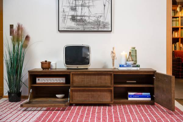 TV-Schrank Jake Braun - Holz teilmassiv - 47 x 50 x 180 cm
