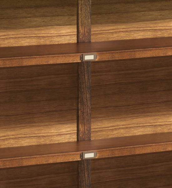 Standvitrine Star VI Braun - Holz teilmassiv - 180 x 125 x 40 cm